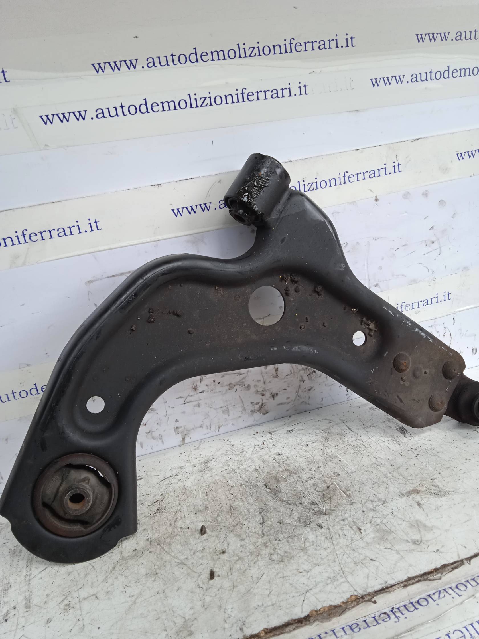 Braccio oscillante sosp. ant. sx.